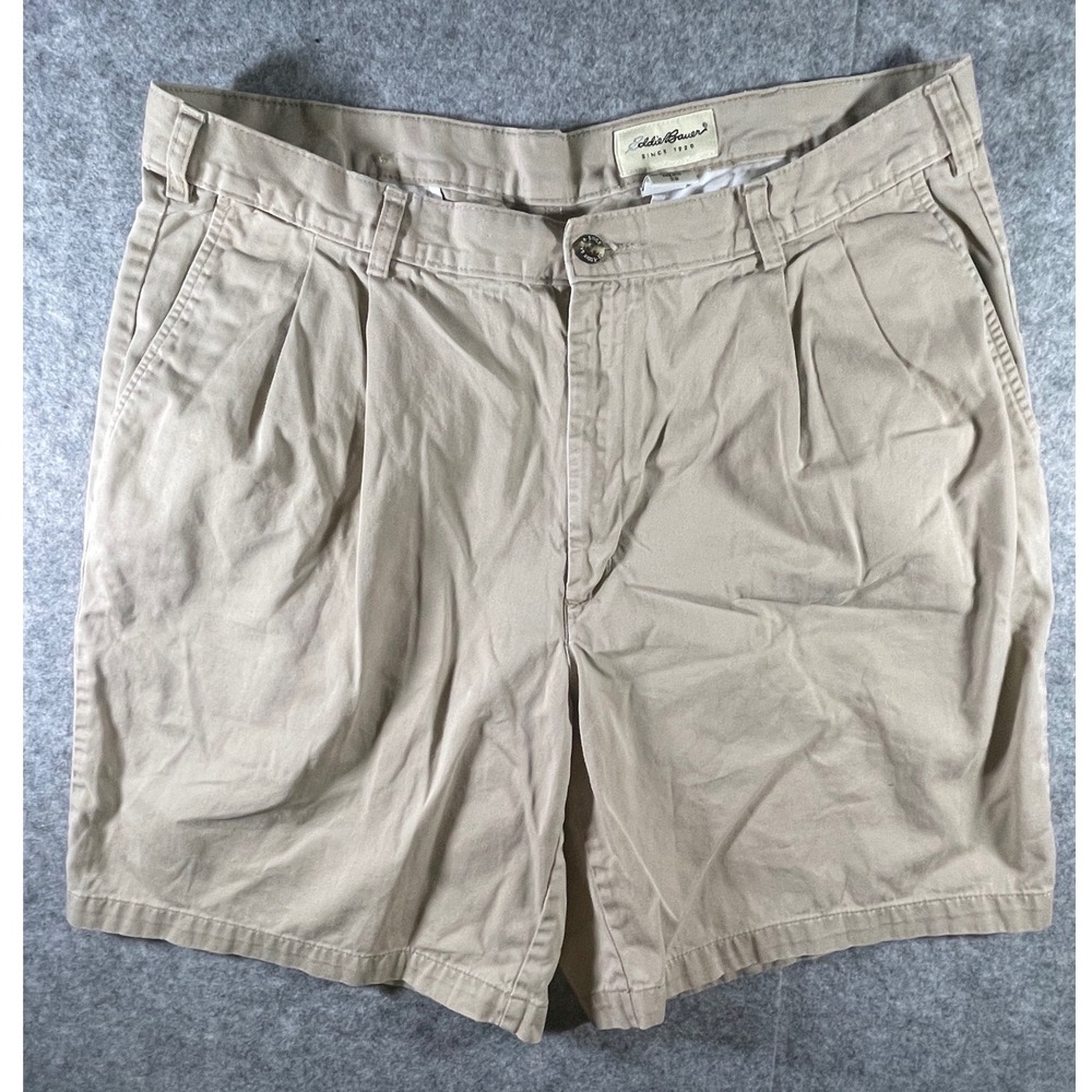 Eddie Bauer Mens 38 Khaki Tan Pleated Chino Shorts 100% Cotton Casual Hiking